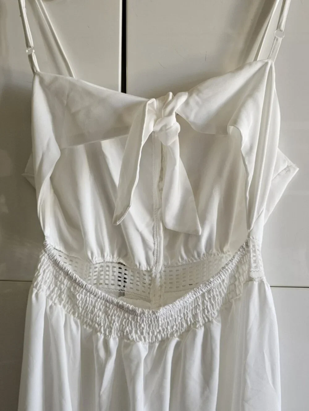 Elegant Eyelet Lace Tie Knot Back Sleeveless Button up Midi Dress - Picture 7 of 16